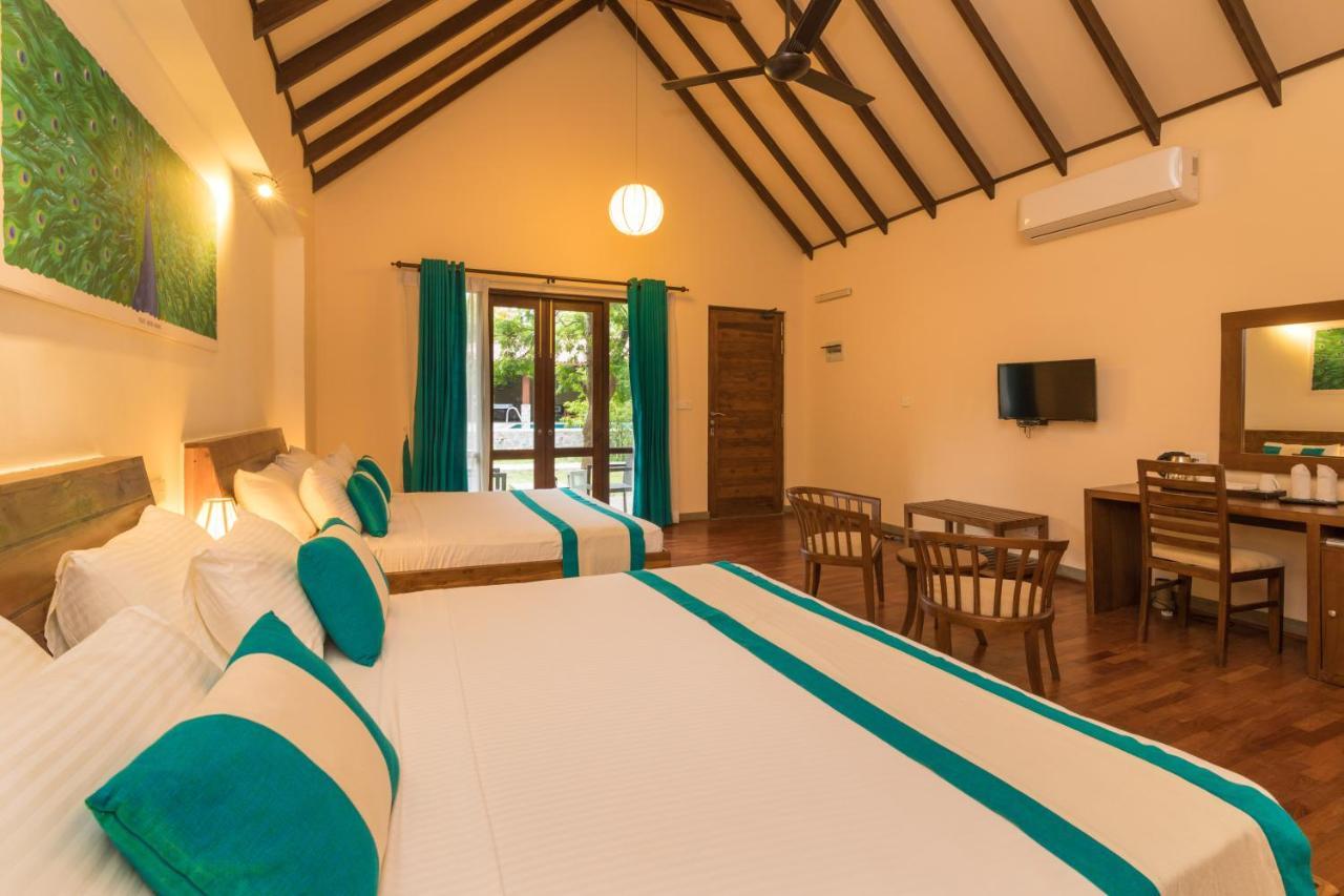 Yala Chalets By Lalan Leisure Kirinda  Eksteriør billede