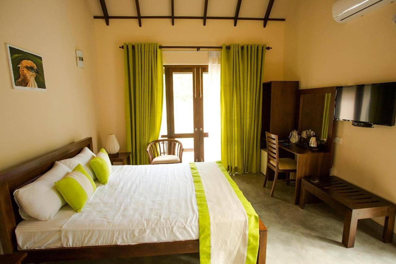 Yala Chalets By Lalan Leisure Kirinda  Eksteriør billede